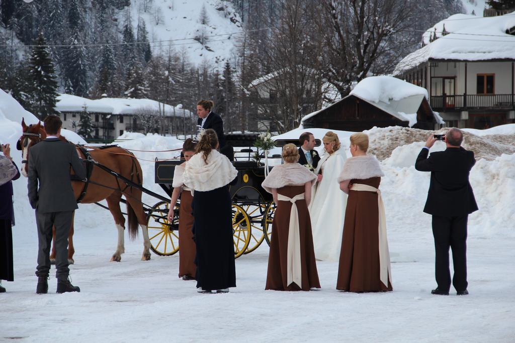 Hotel Lyshaus Gressoney-Saint-Jean Bagian luar foto