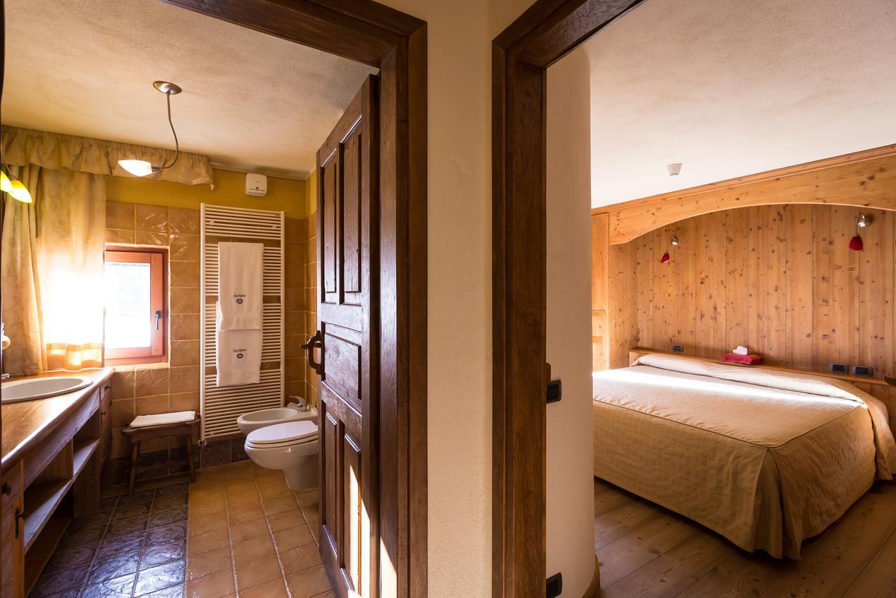 Hotel Lyshaus Gressoney-Saint-Jean Bagian luar foto