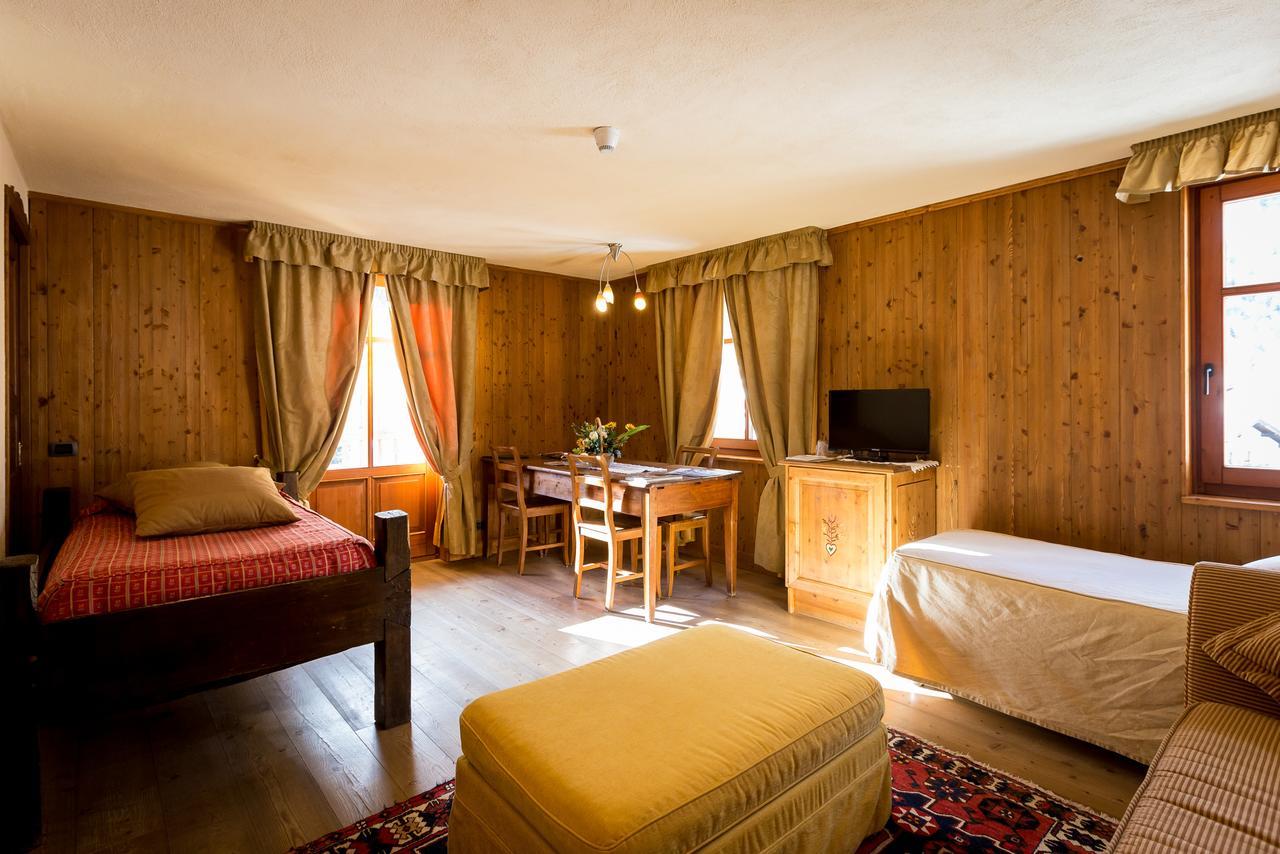 Hotel Lyshaus Gressoney-Saint-Jean Bagian luar foto