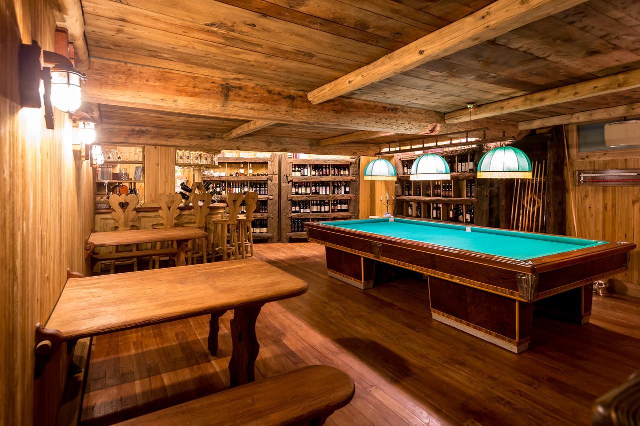 Hotel Lyshaus Gressoney-Saint-Jean Bagian luar foto