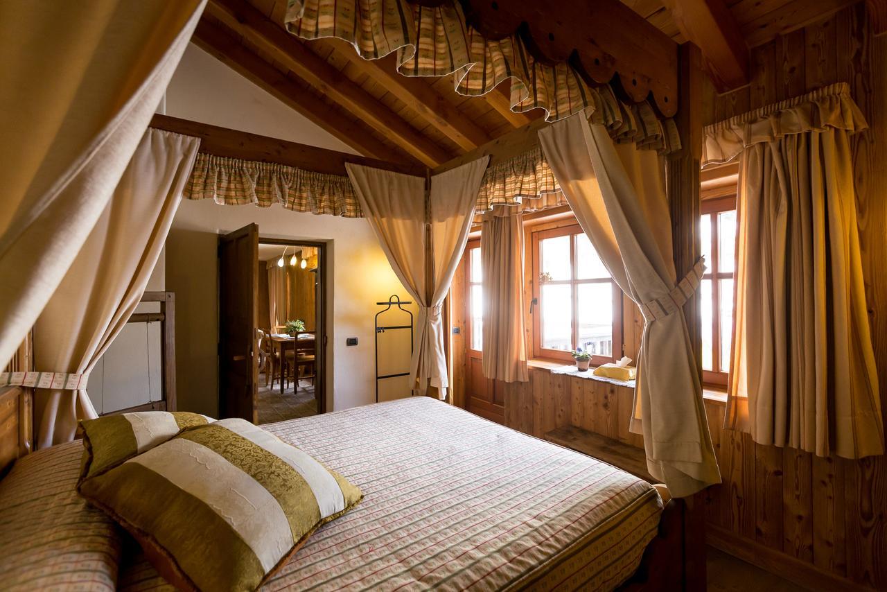 Hotel Lyshaus Gressoney-Saint-Jean Bagian luar foto