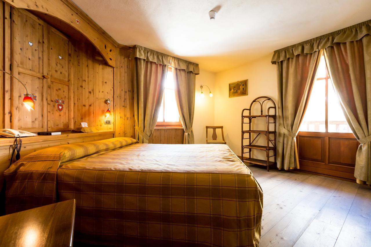 Hotel Lyshaus Gressoney-Saint-Jean Bagian luar foto