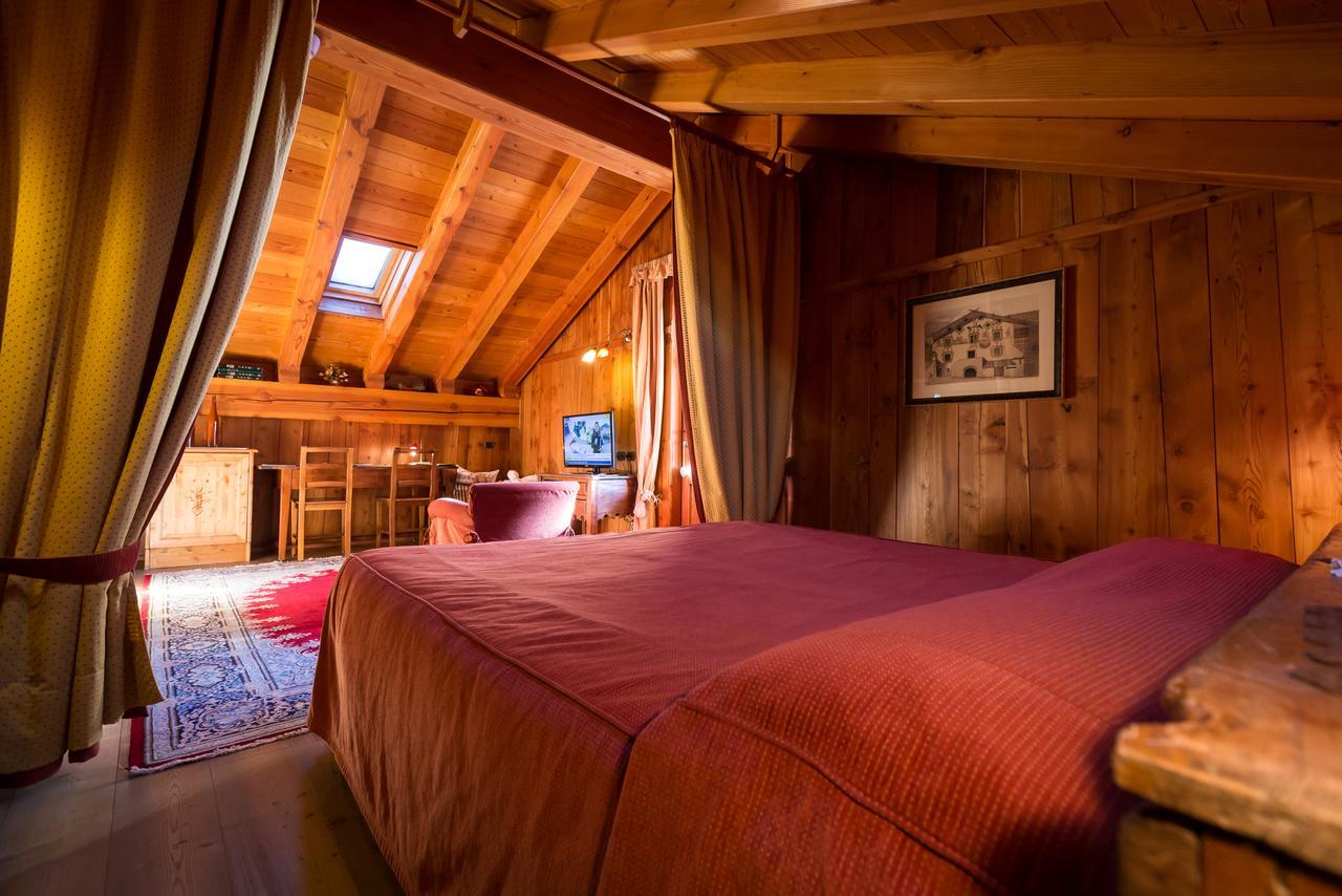Hotel Lyshaus Gressoney-Saint-Jean Bagian luar foto
