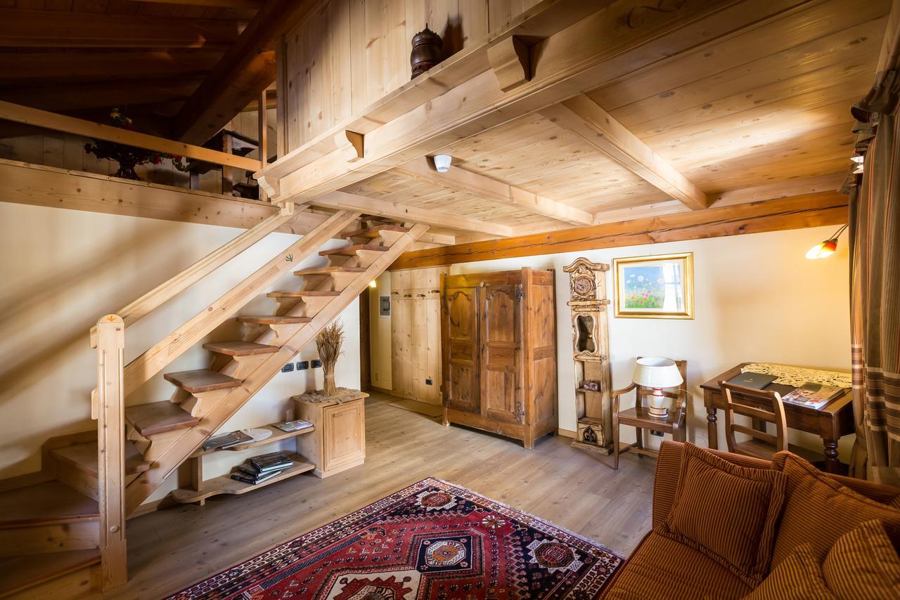 Hotel Lyshaus Gressoney-Saint-Jean Bagian luar foto