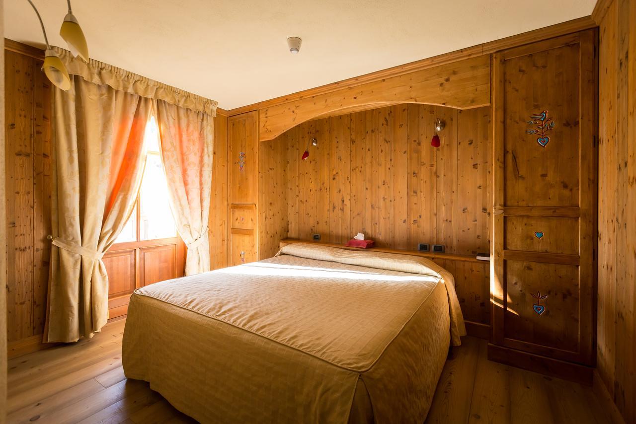 Hotel Lyshaus Gressoney-Saint-Jean Bagian luar foto