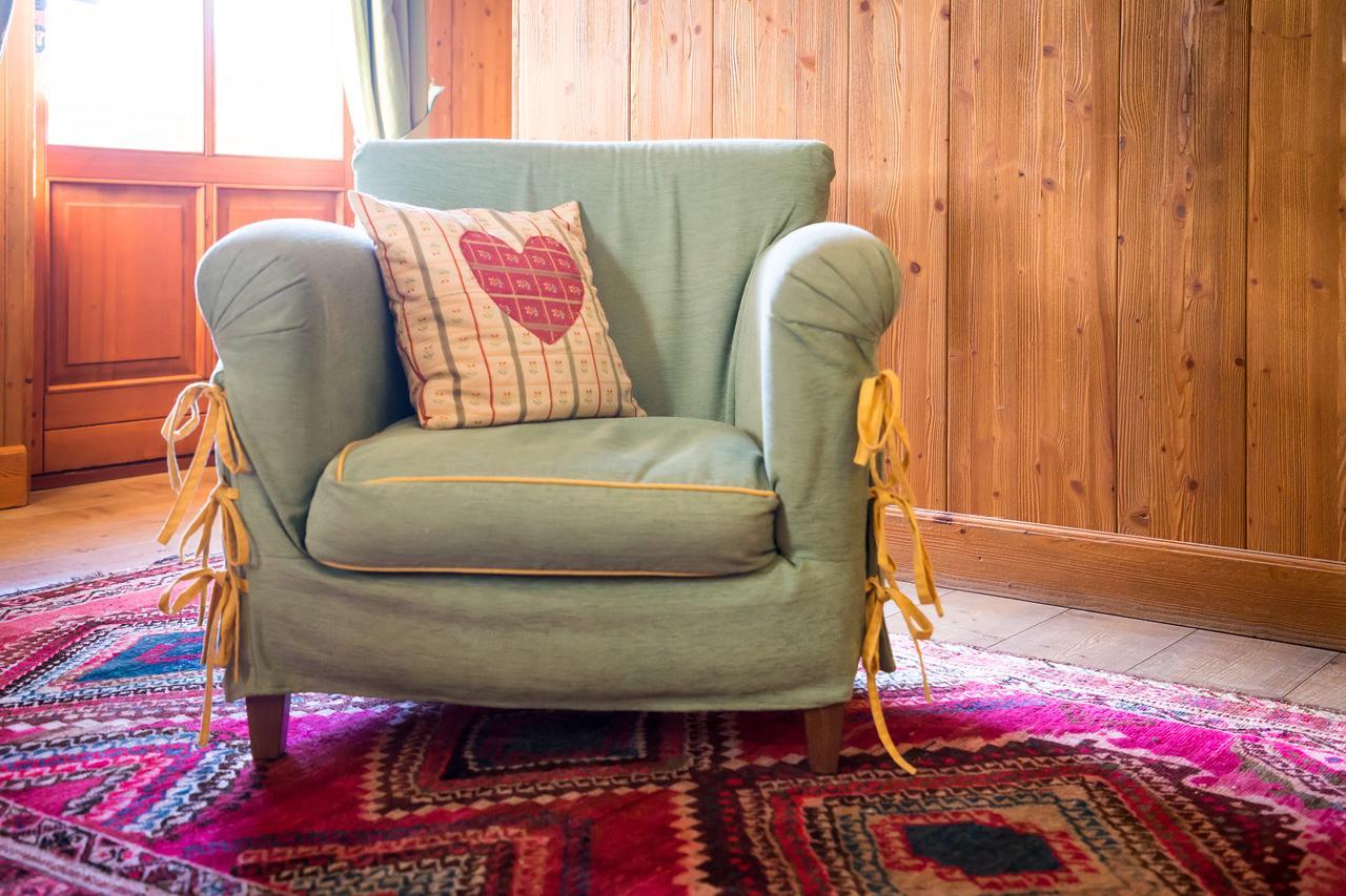 Hotel Lyshaus Gressoney-Saint-Jean Ruang foto
