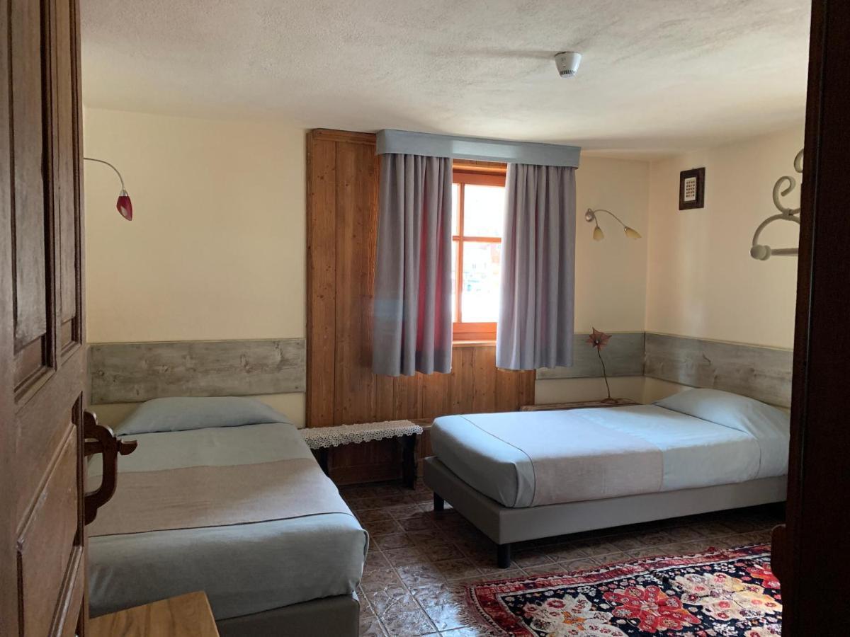 Hotel Lyshaus Gressoney-Saint-Jean Bagian luar foto